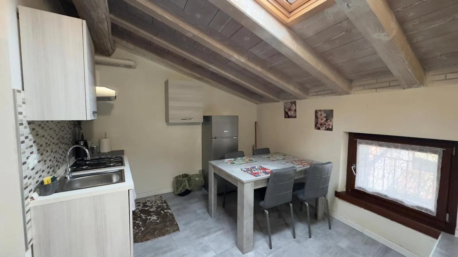 Casa Vilma 2 Apartment Cavalcaselle Italy